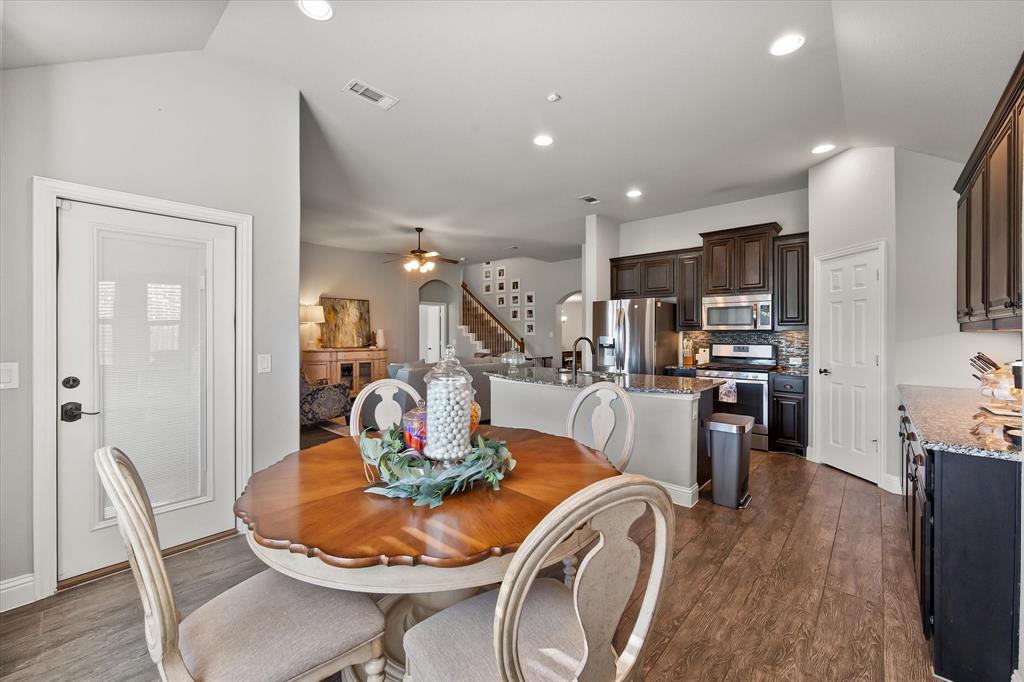 Mansfield, Texas, 76063, United States, 5 Bedrooms Bedrooms, ,3 BathroomsBathrooms,Residential,For Sale,1968843