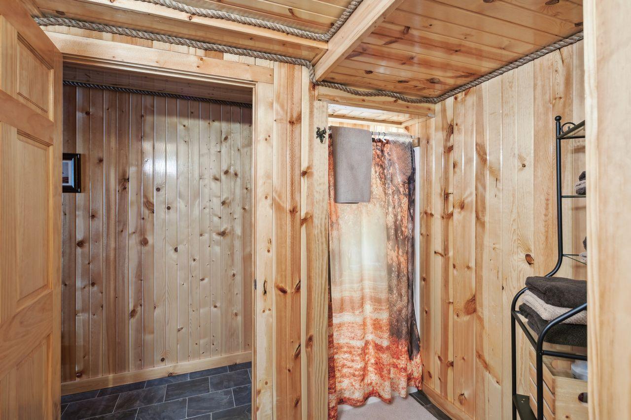 Washburn, Wisconsin, 54891, United States, 3 Bedrooms Bedrooms, ,1 BathroomBathrooms,Residential,For Sale,1687248