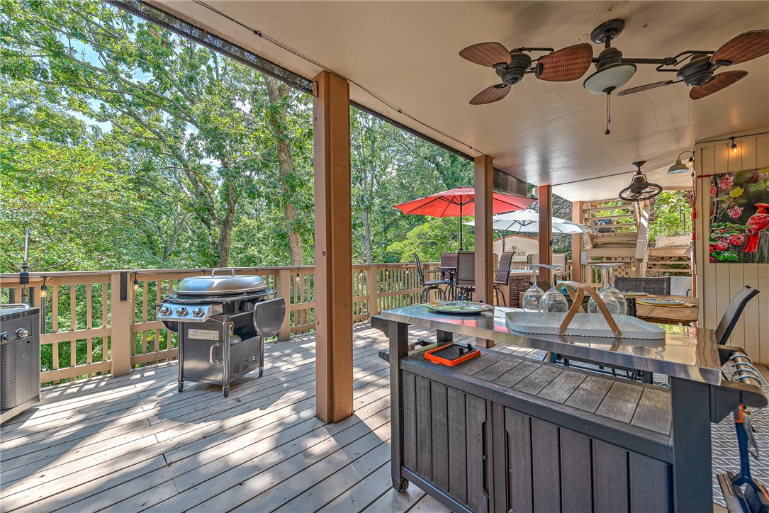 Rogers, Arkansas, 72756, United States, 4 Bedrooms Bedrooms, ,3 BathroomsBathrooms,Residential,For Sale,1901951