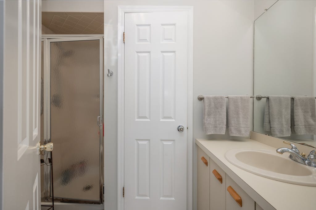 10 Shadowbrook Ln, Harding Township, New Jersey, 07960, United States, 2 Bedrooms Bedrooms, ,3 BathroomsBathrooms,Residential,For Sale,10 Shadowbrook Ln,1433753