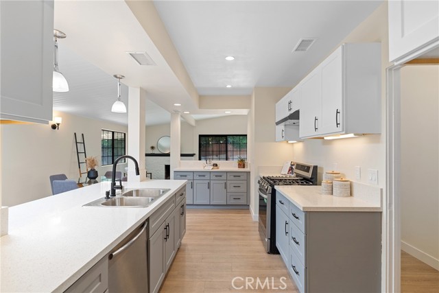 Fullerton, California, 92831, United States, 3 Bedrooms Bedrooms, ,2 BathroomsBathrooms,Residential,For Sale,1975217