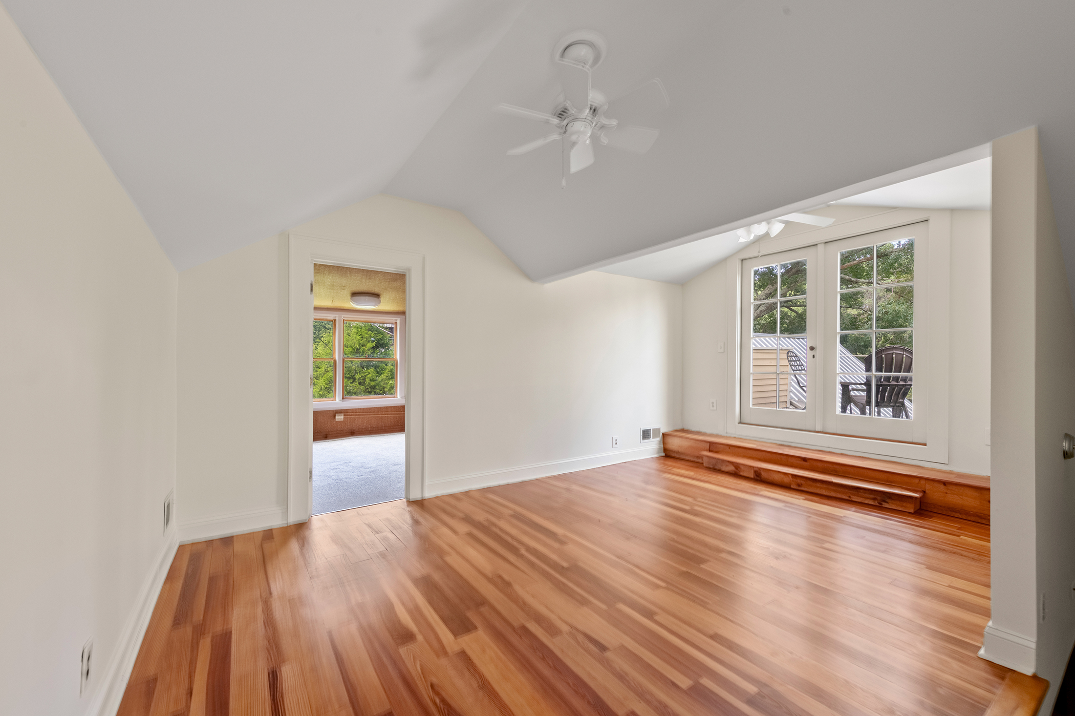  A Timeless Farmhouse Retreat on 7.3 Acres in Milton near Birmingham Crossroads - 物件實景