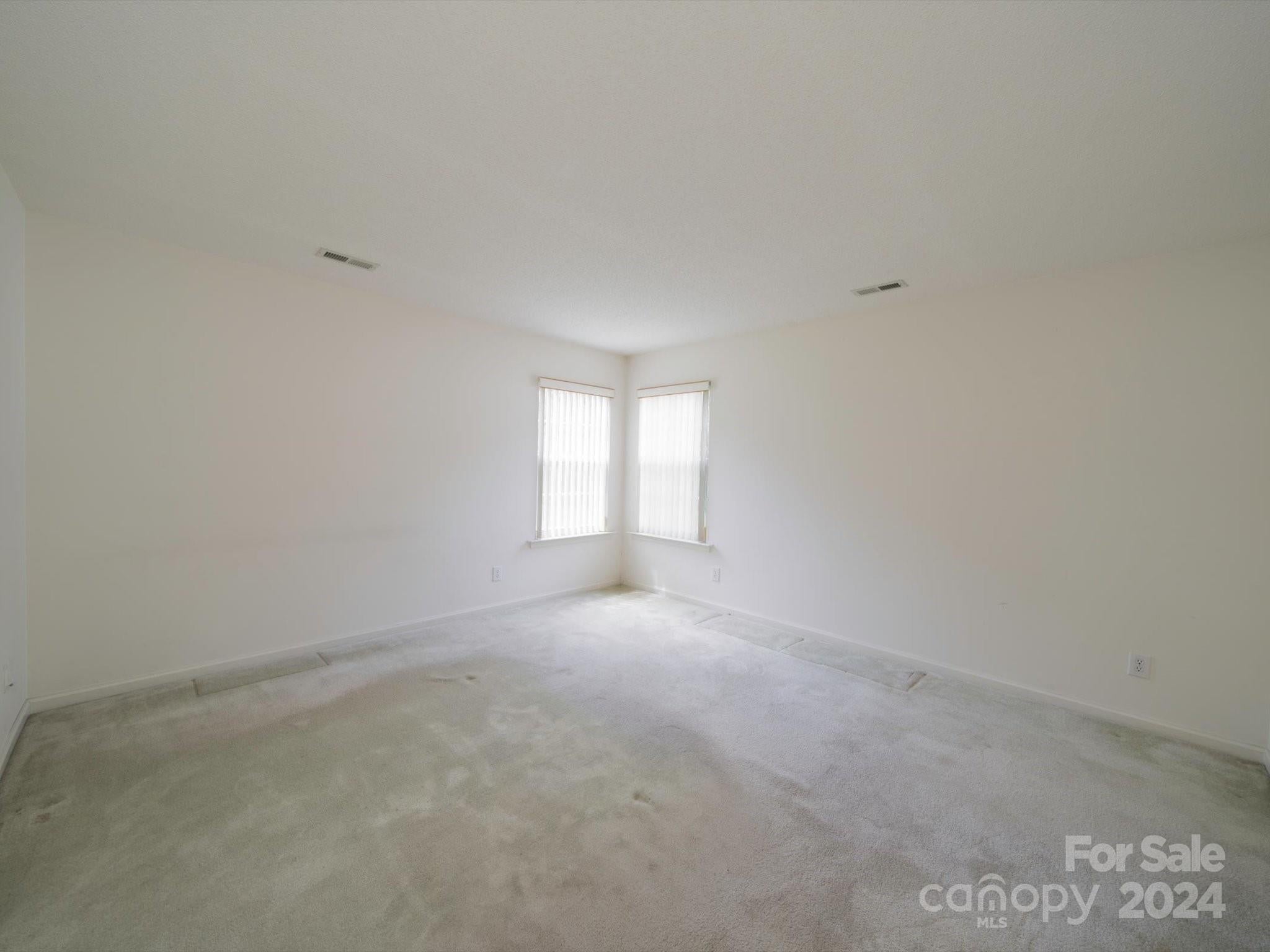 Charlotte, North Carolina, 28269, United States, 5 Bedrooms Bedrooms, ,3 BathroomsBathrooms,Residential,For Sale,1930006
