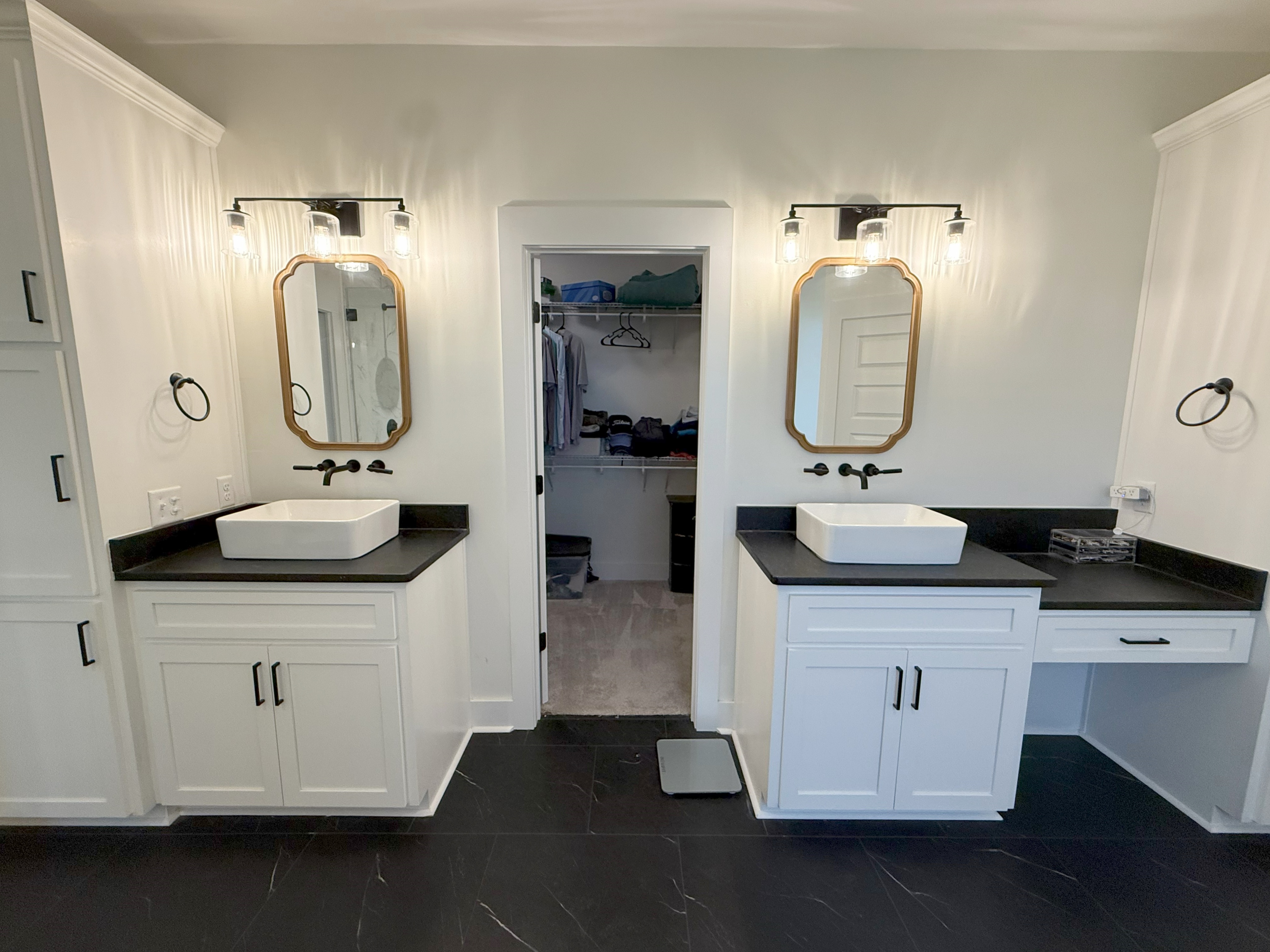 Headland, Alabama, 36345, United States, 4 Bedrooms Bedrooms, ,4 BathroomsBathrooms,Residential,For Sale,1977217