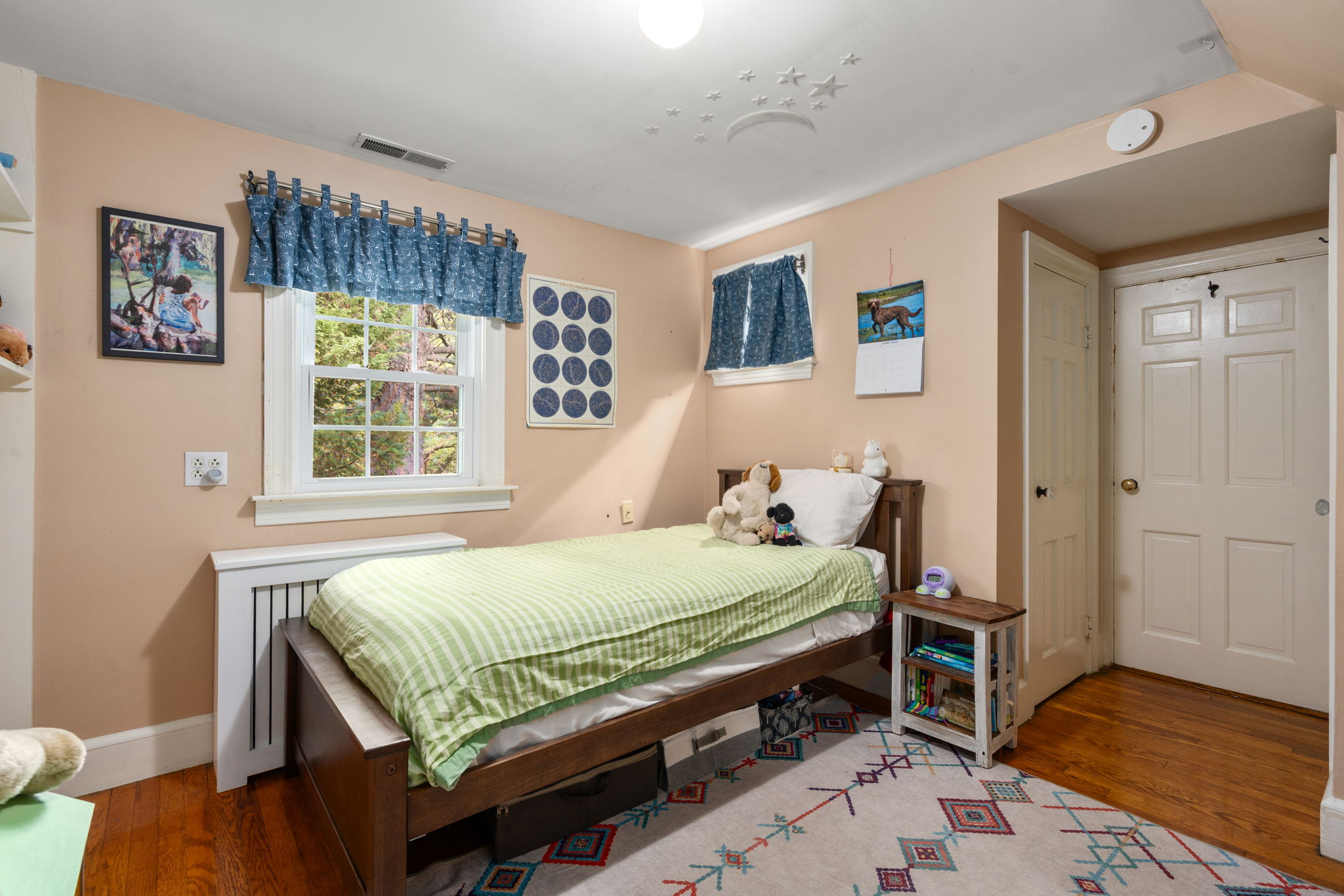  94 Grove Street, Medford, MA, 02155 - 物件實景
