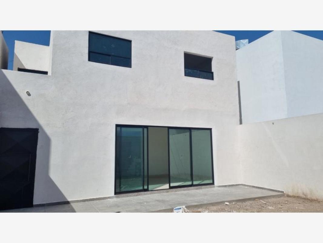 JUNCO, Torreón, Coahuila de Zaragoza, 27023, Mexico, 4 Bedrooms Bedrooms, ,4 BathroomsBathrooms,Residential,For Sale,JUNCO,1626791