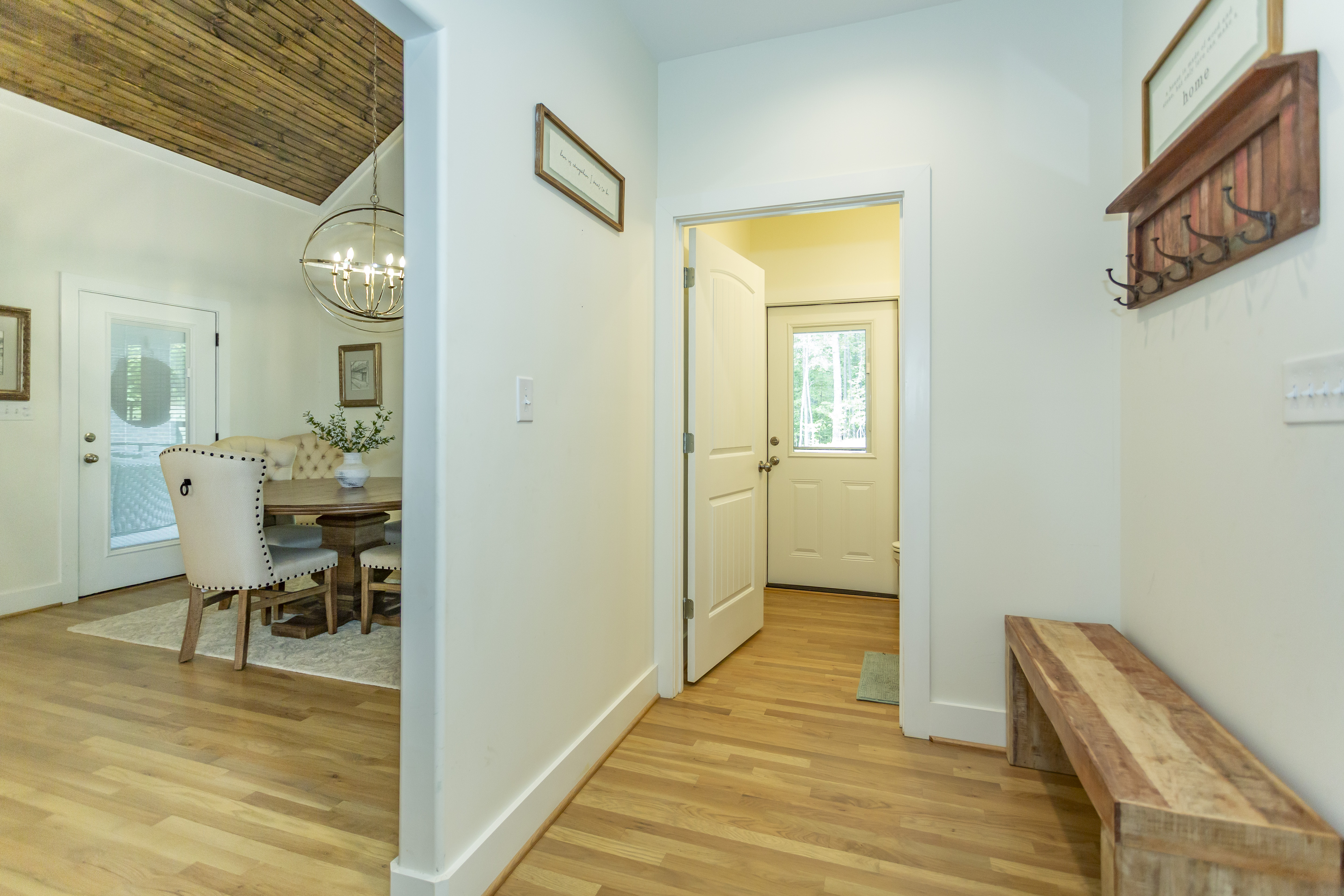 Helena, Alabama, 35080, United States, 5 Bedrooms Bedrooms, ,5 BathroomsBathrooms,Residential,For Sale,1979427