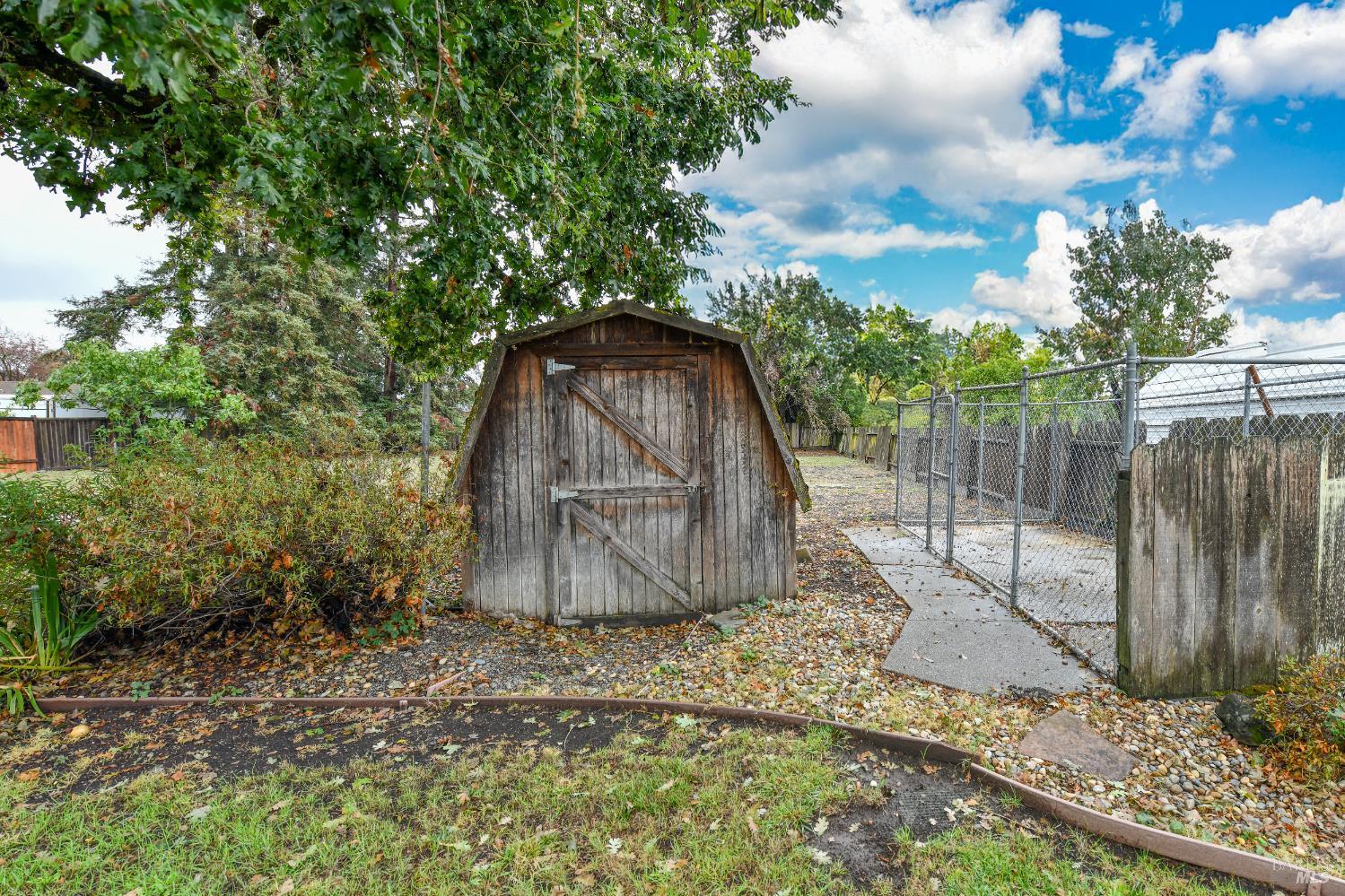 Napa, California, 94558, United States, 3 Bedrooms Bedrooms, ,1 BathroomBathrooms,Residential,For Sale,1988098