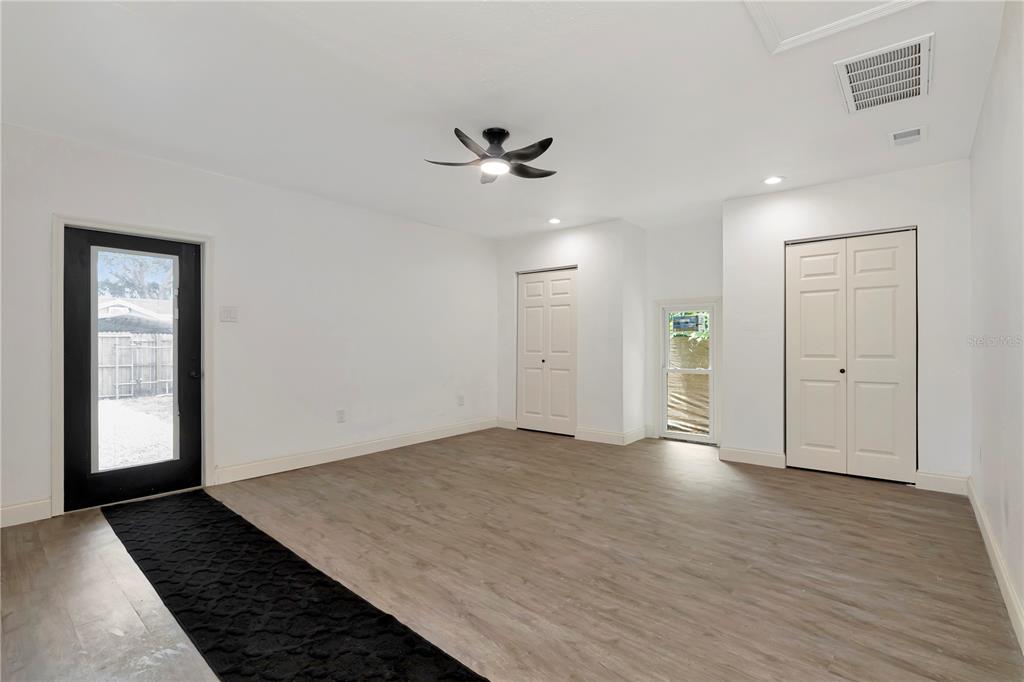 St Petersburg, Florida, 33713, United States, 4 Bedrooms Bedrooms, ,3 BathroomsBathrooms,Residential,For Sale,1932067