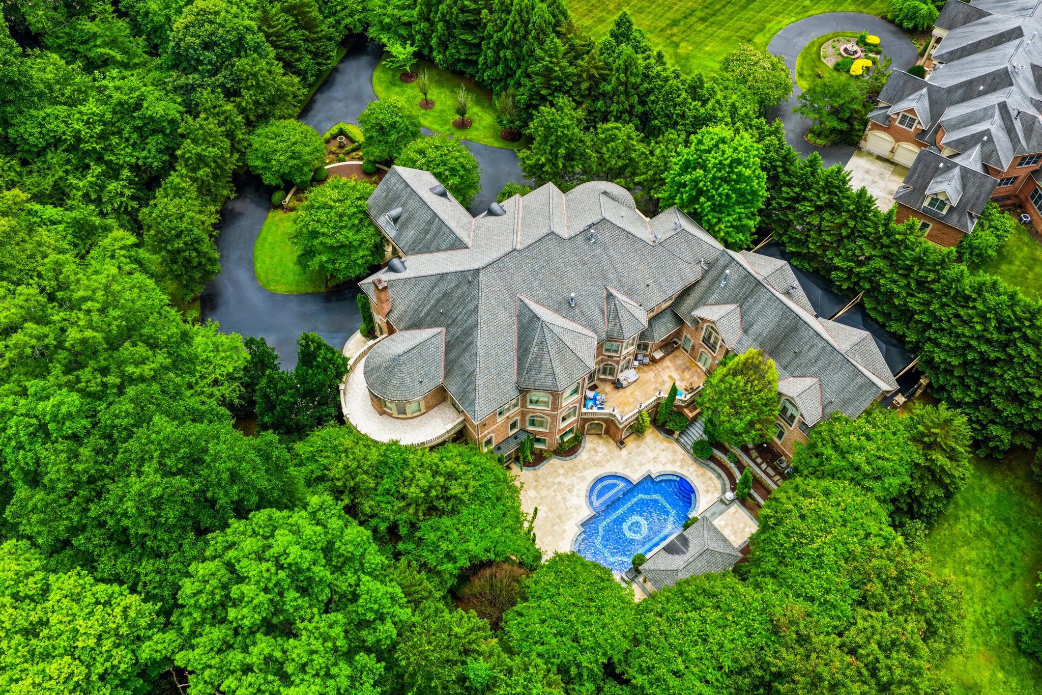  10350 Elizabeth Street, Great Falls, VA, 22066 - 物件實景