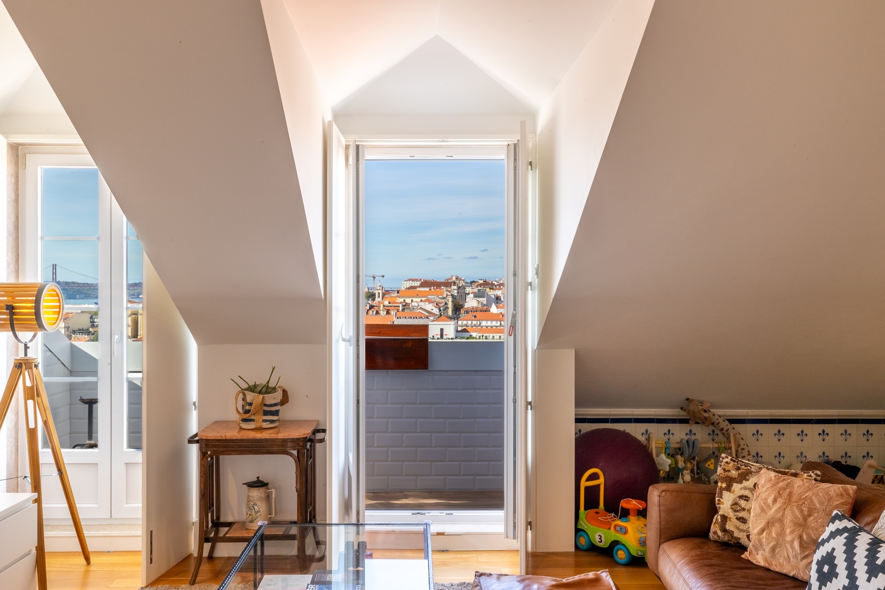 Flat, 2 bedrooms, for Sale - 物件實景