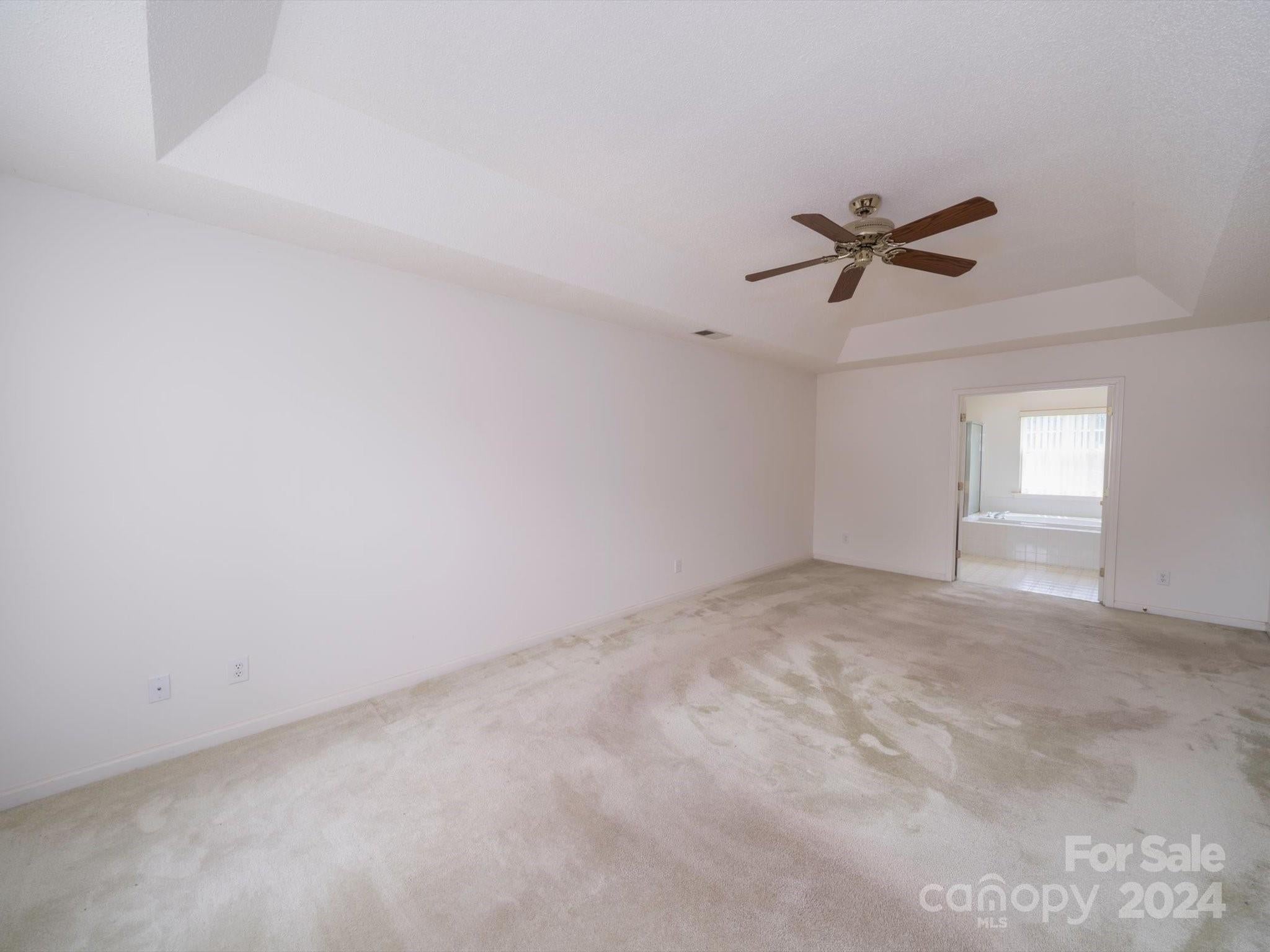 Charlotte, North Carolina, 28269, United States, 5 Bedrooms Bedrooms, ,3 BathroomsBathrooms,Residential,For Sale,1930006