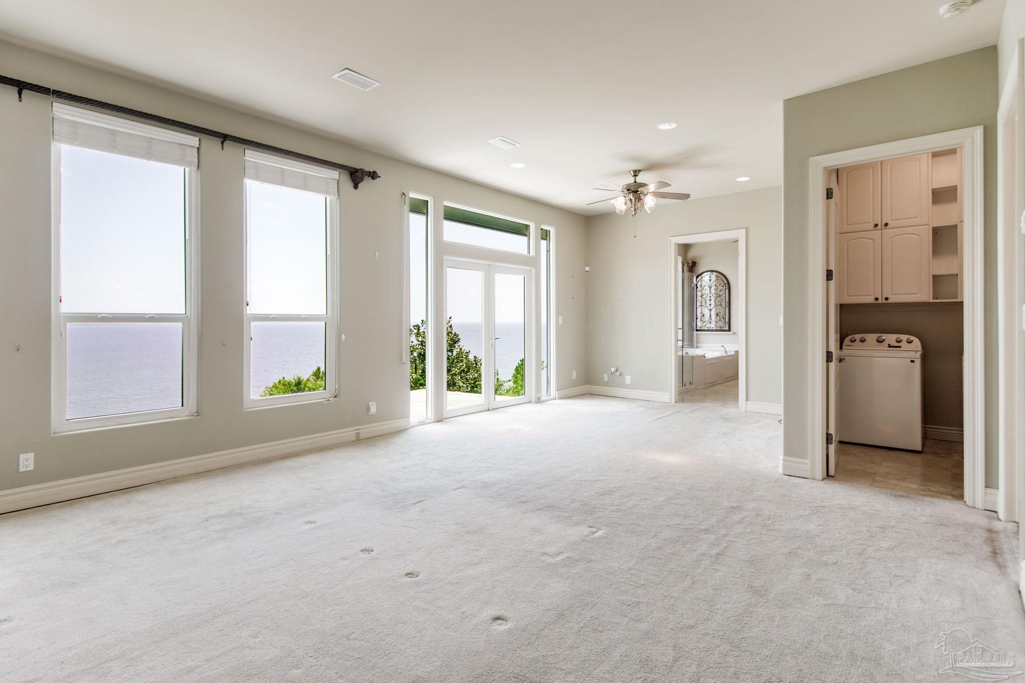 Pensacola, Florida, 32504, United States, 3 Bedrooms Bedrooms, ,4 BathroomsBathrooms,Residential,For Sale,1893551