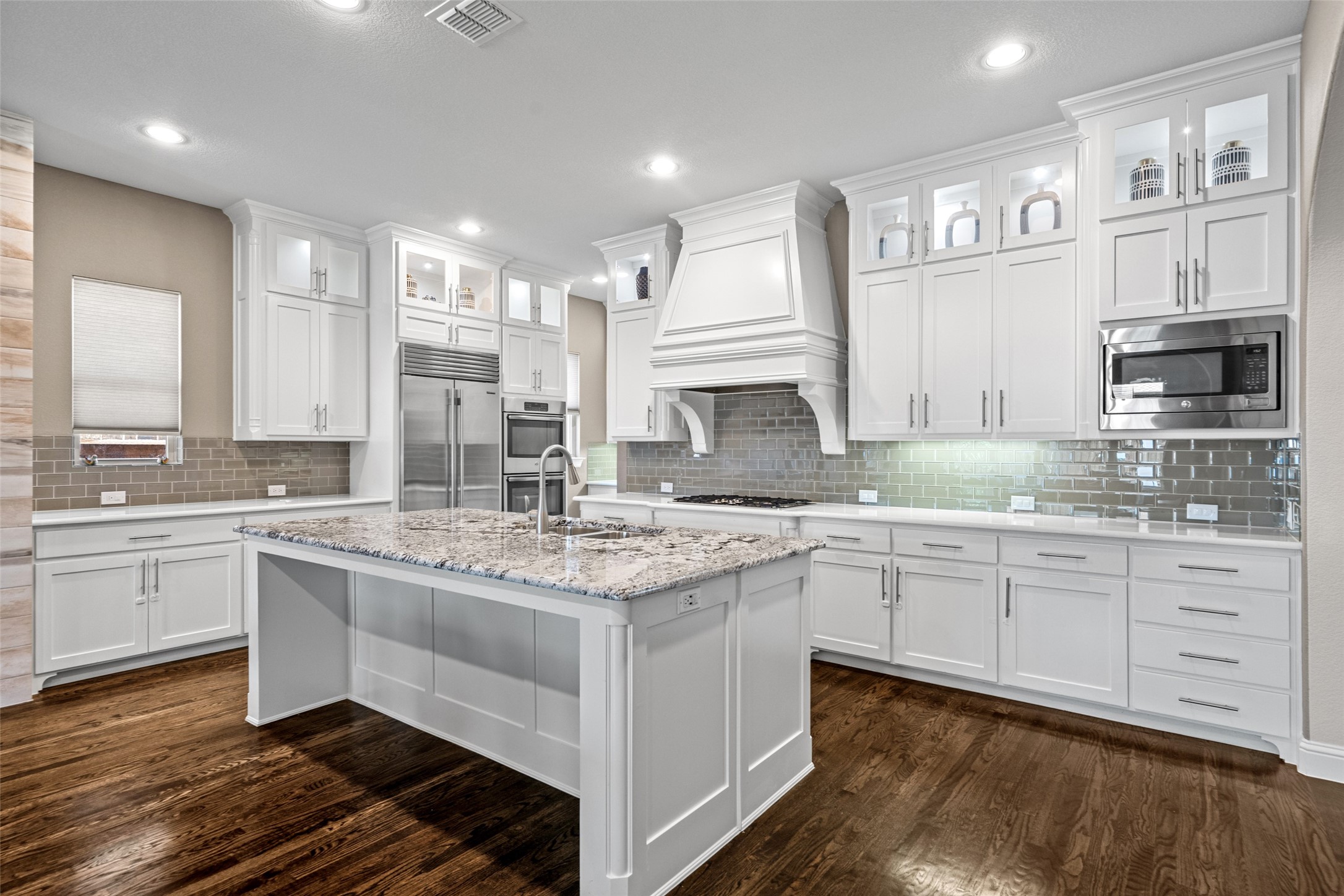 The Colony, Texas, 75056, United States, 5 Bedrooms Bedrooms, ,7 BathroomsBathrooms,Residential,For Sale,1807610