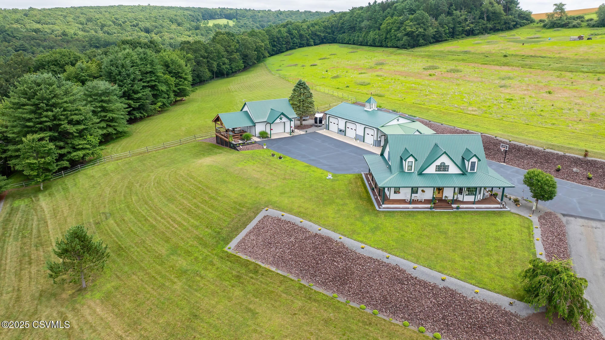 Stillwater, Pennsylvania, 17878, United States, 3 Bedrooms Bedrooms, ,4 BathroomsBathrooms,Residential,For Sale,1899532