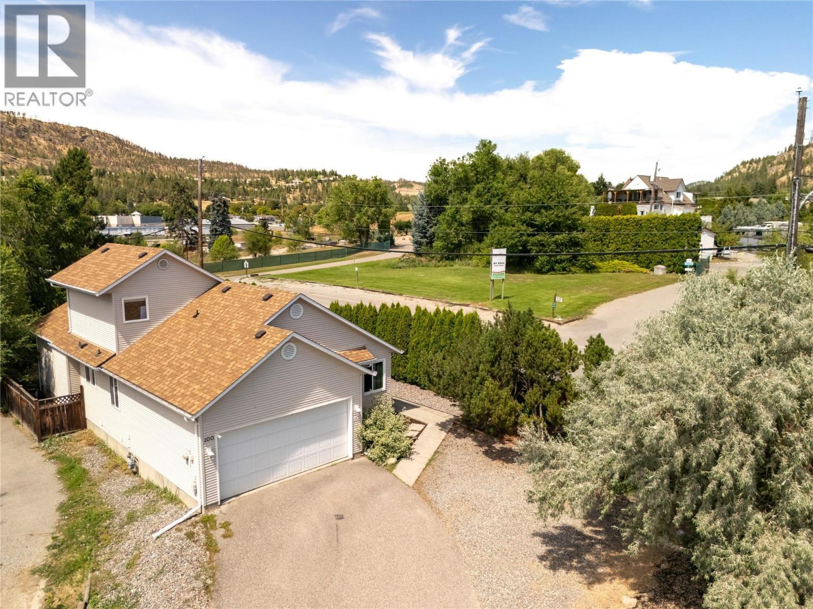 KELOWNA, British Columbia, V1V 1S9, CA, 4 Bedrooms Bedrooms, ,3 BathroomsBathrooms,Residential,For Sale,1895438