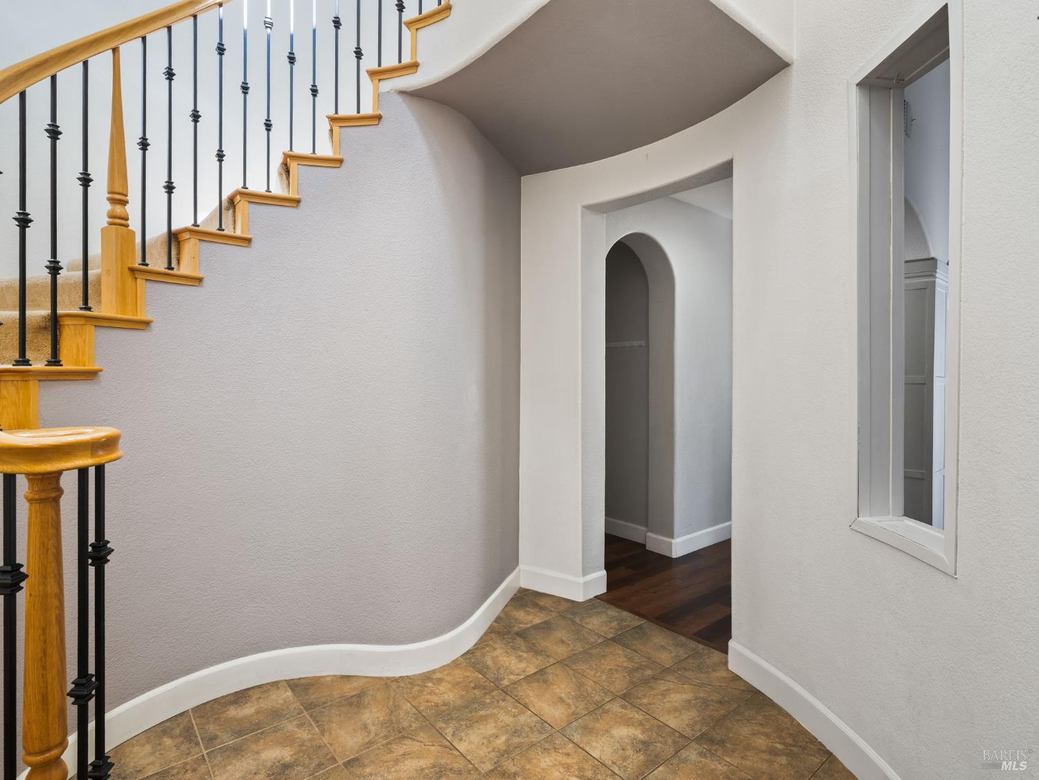 Vacaville, California, 95687, United States, 5 Bedrooms Bedrooms, ,4 BathroomsBathrooms,Residential,For Sale,1828372