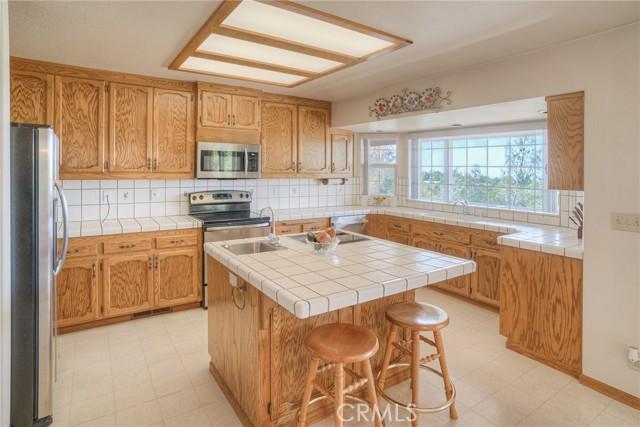 Oroville, California, 95966, United States, 3 Bedrooms Bedrooms, ,3 BathroomsBathrooms,Residential,For Sale,1927814