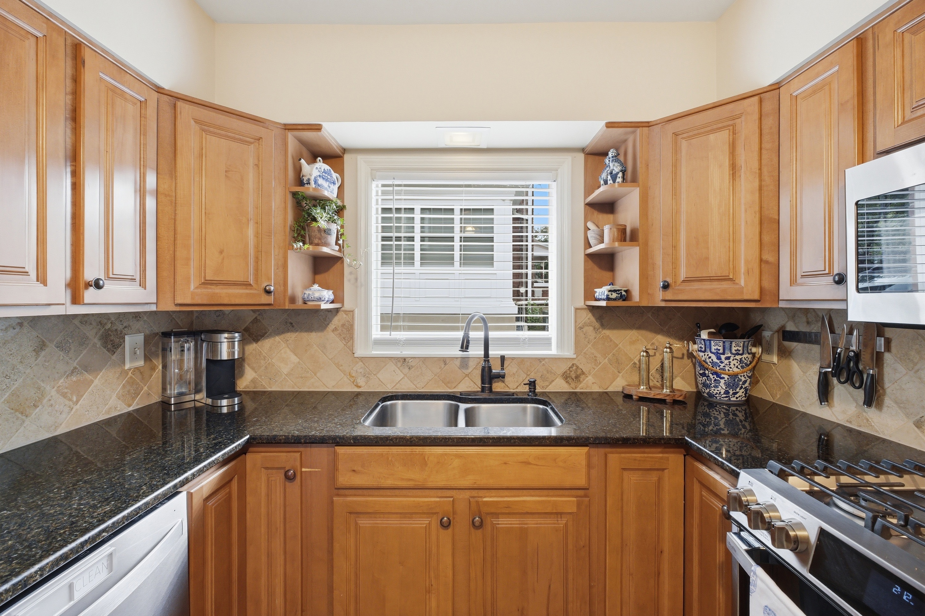  2409 Valletta Road, Louisville, KY 40205 - 物件實景