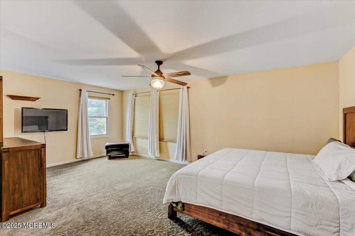 Freehold, New Jersey, 07728, United States, 5 Bedrooms Bedrooms, ,4 BathroomsBathrooms,Residential,For Sale,1974683