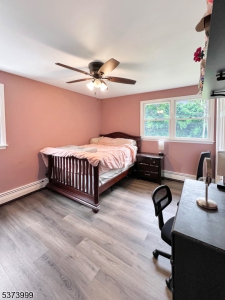 Franklin Twp., New Jersey, 07882, United States, 5 Bedrooms Bedrooms, ,3 BathroomsBathrooms,Residential,For Sale,1901717