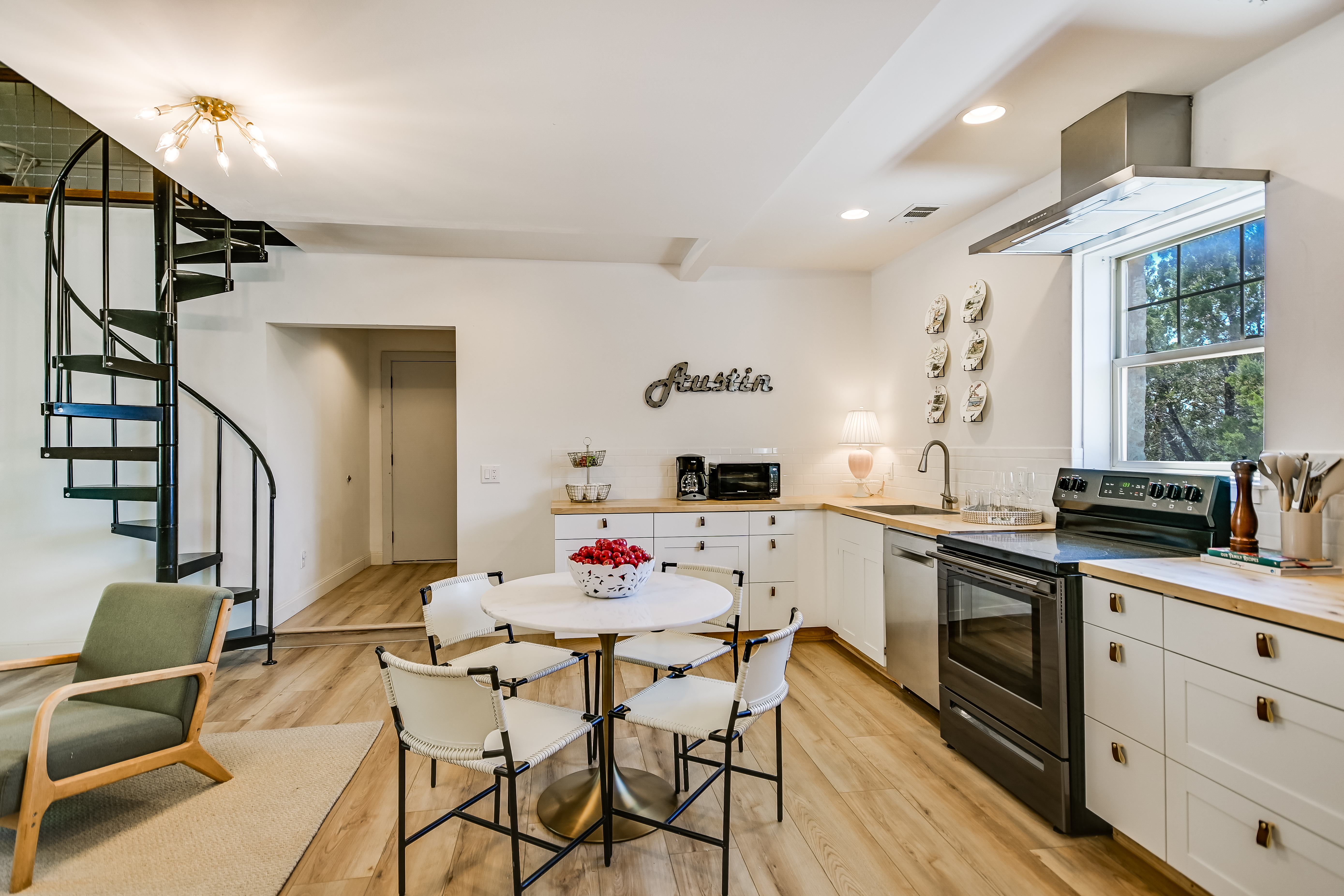  700 Furlong Drive, Austin, TX 78746 - 物件實景