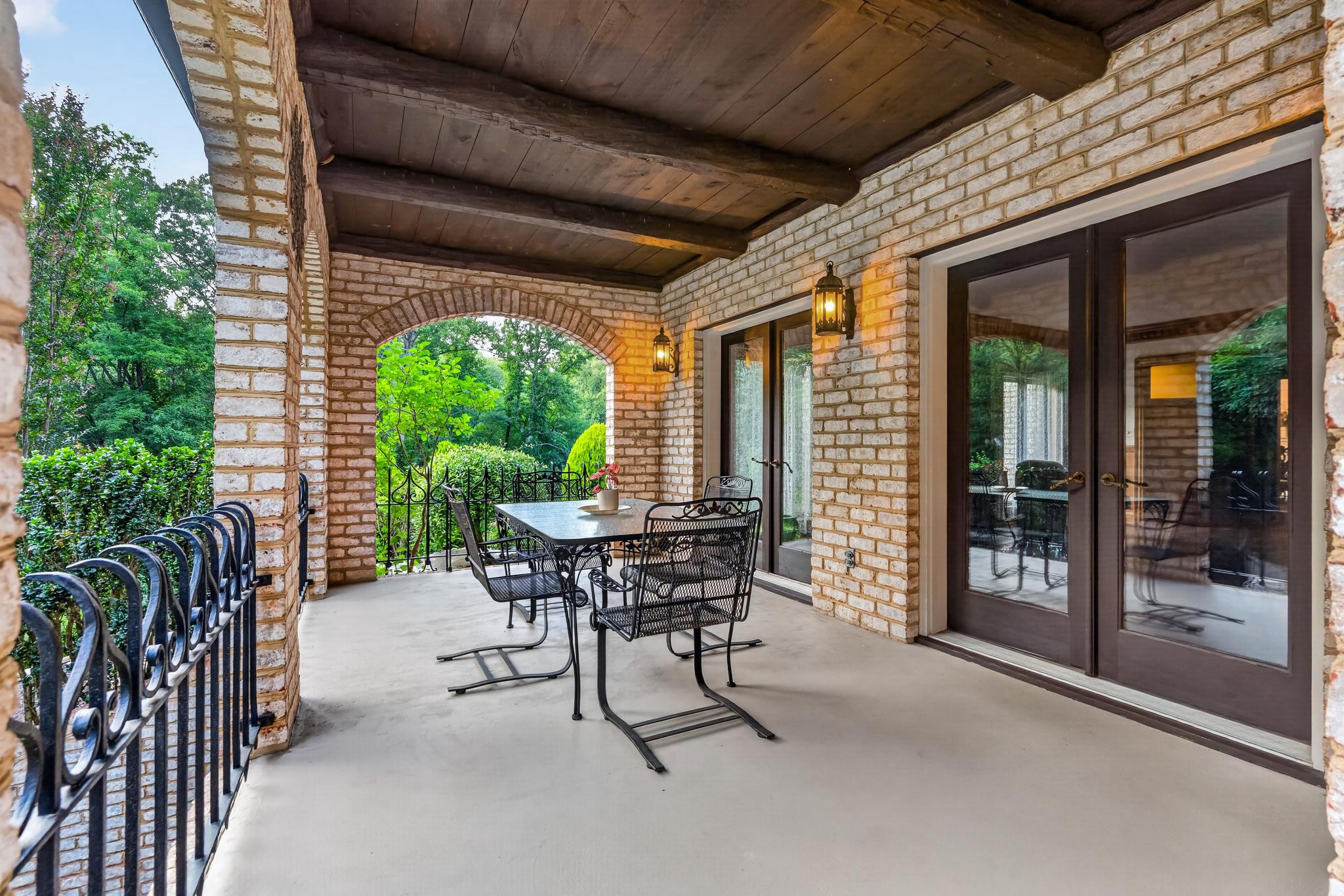  10217 Cedar Pond Drive, Vienna, VA, 22182 - 物件實景