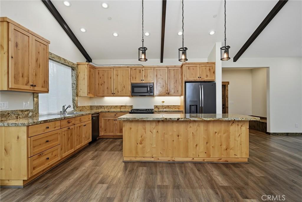 Middletown, California, 95461, United States, 3 Bedrooms Bedrooms, ,2 BathroomsBathrooms,Residential,For Sale,2006126