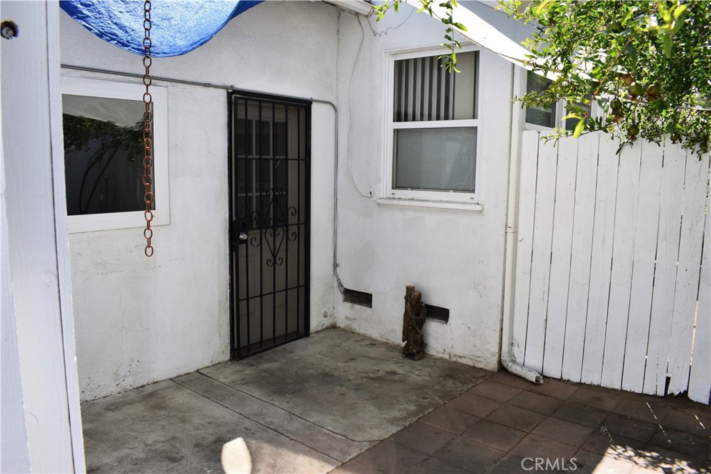 Canoga Park, California, 91304, United States, 3 Bedrooms Bedrooms, ,2 BathroomsBathrooms,Residential,For Sale,2049115