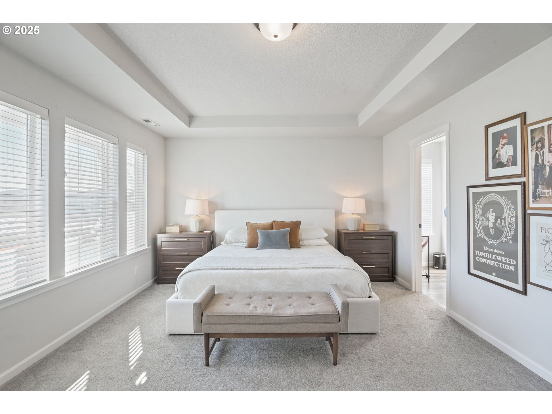 Hillsboro, Oregon, 97123, United States, 3 Bedrooms Bedrooms, ,2 BathroomsBathrooms,Residential,For Sale,1967879