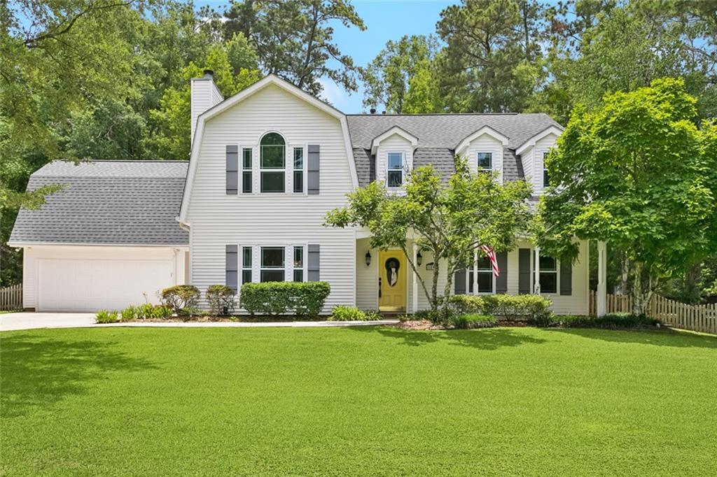 Covington, Louisiana, 70433, United States, 4 Bedrooms Bedrooms, ,4 BathroomsBathrooms,Residential,For Sale,1882669