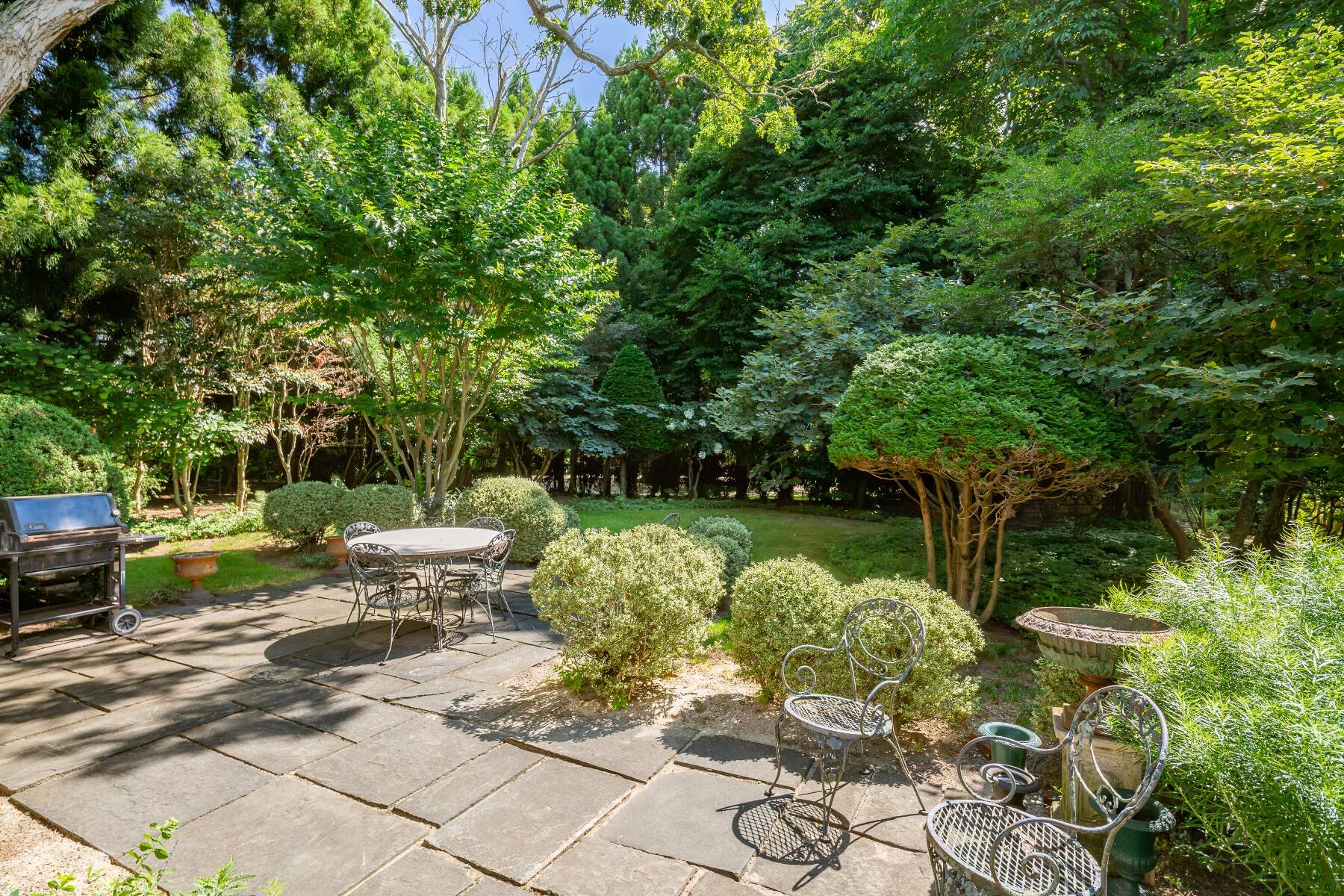  WAINSCOTT  ESTATE OPPORTUNITY - 物件實景