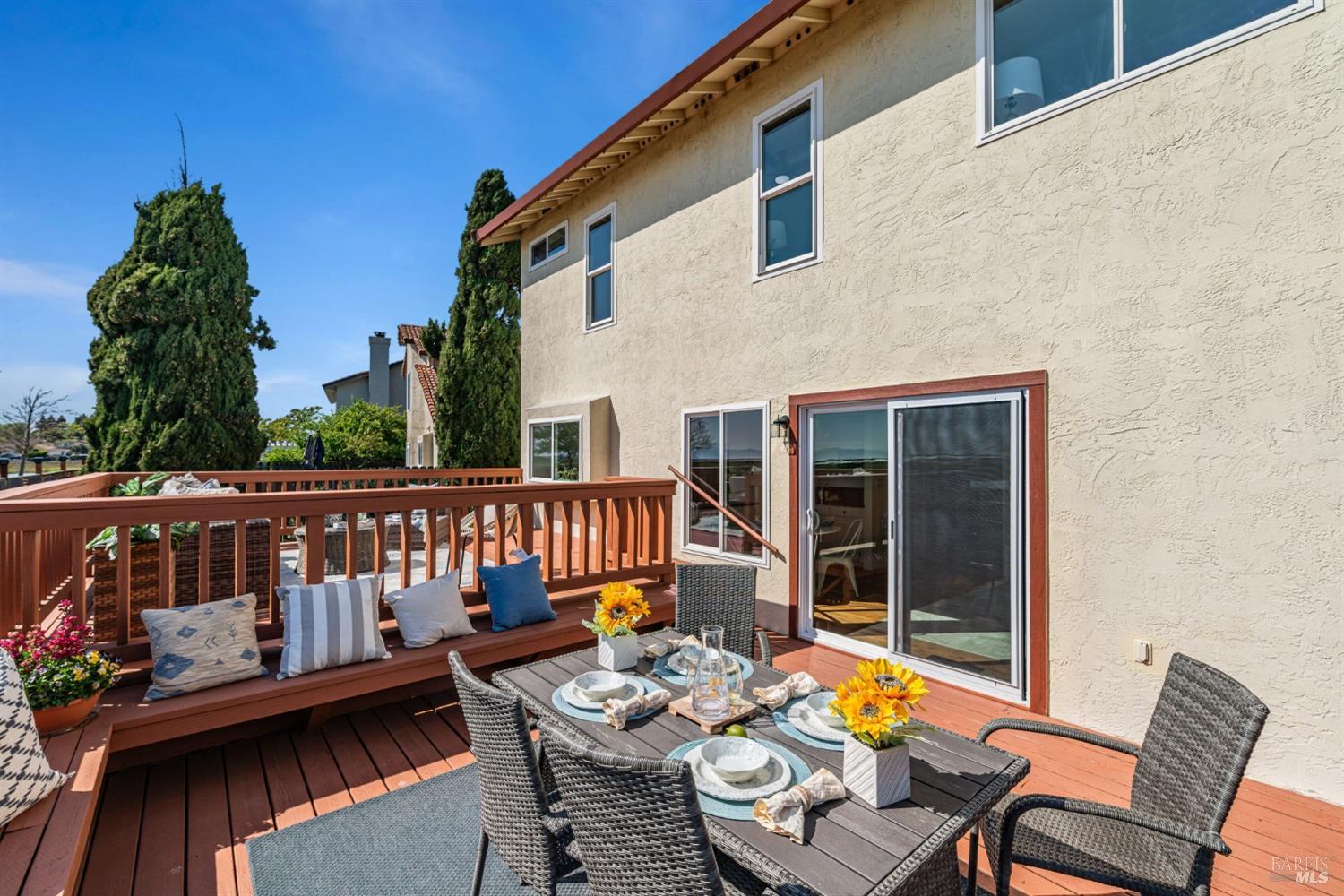 Vallejo, California, 94589, United States, 4 Bedrooms Bedrooms, ,3 BathroomsBathrooms,Residential,For Sale,1934272