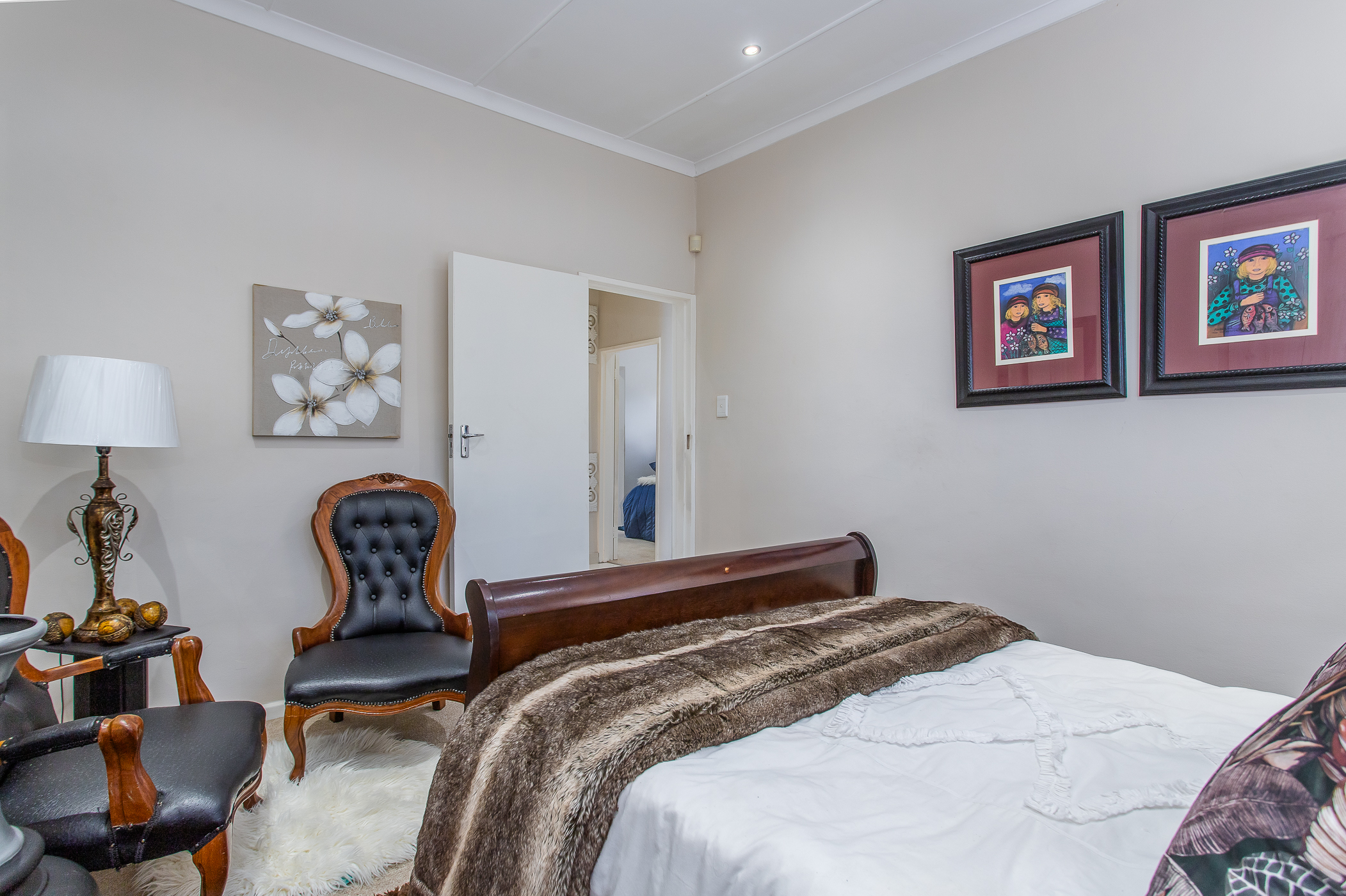  Family home in sought-after Courtrai, Paarl - 物件實景