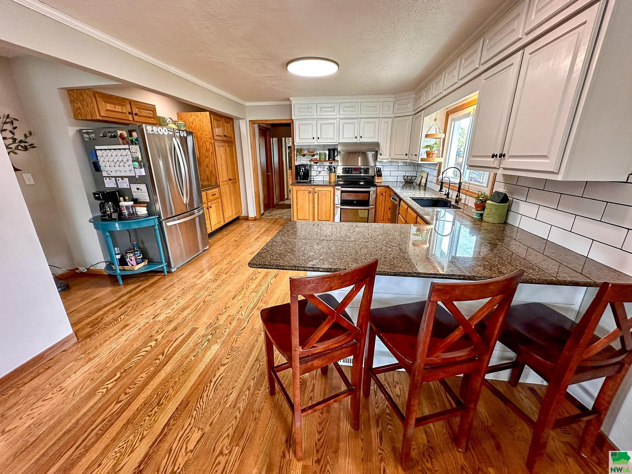 McCook Lake, South Dakota, 57049, United States, 5 Bedrooms Bedrooms, ,3 BathroomsBathrooms,Residential,For Sale,1980281