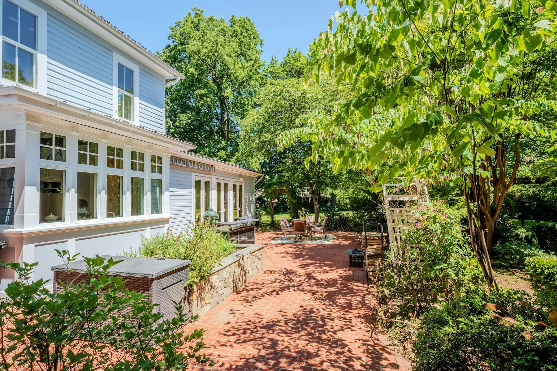  208 Edwards Ferry Road NE, Leesburg, VA, 20176 - 物件實景