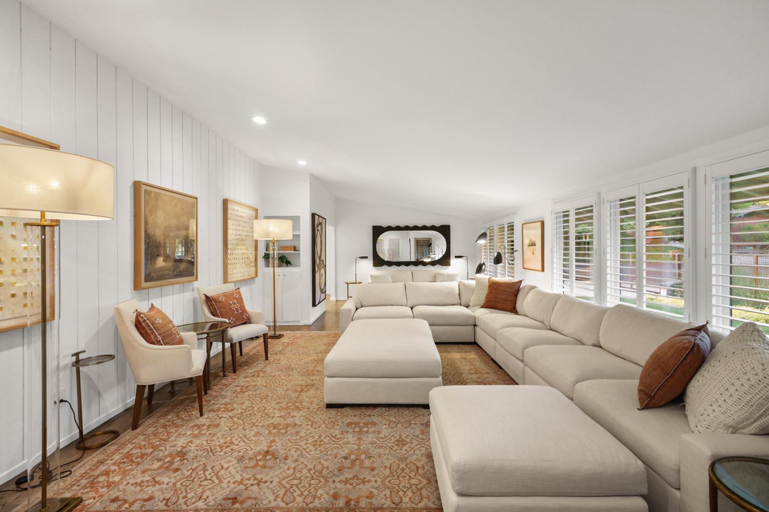 Carmichael, California, 95608, United States, 4 Bedrooms Bedrooms, ,3 BathroomsBathrooms,Residential,For Sale,1986318