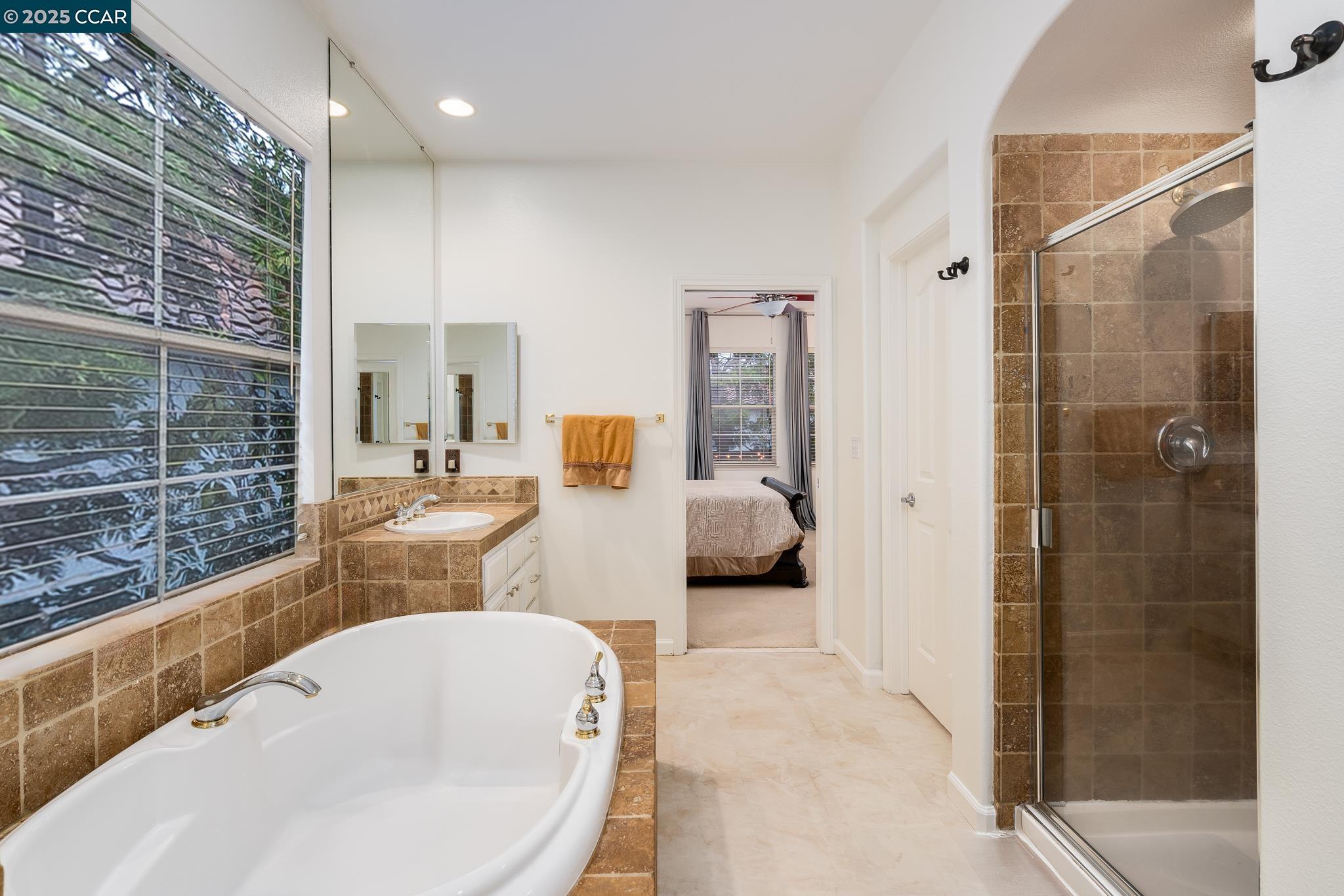 San Ramon, California, 94582, United States, 4 Bedrooms Bedrooms, ,3 BathroomsBathrooms,Residential,For Sale,1988285