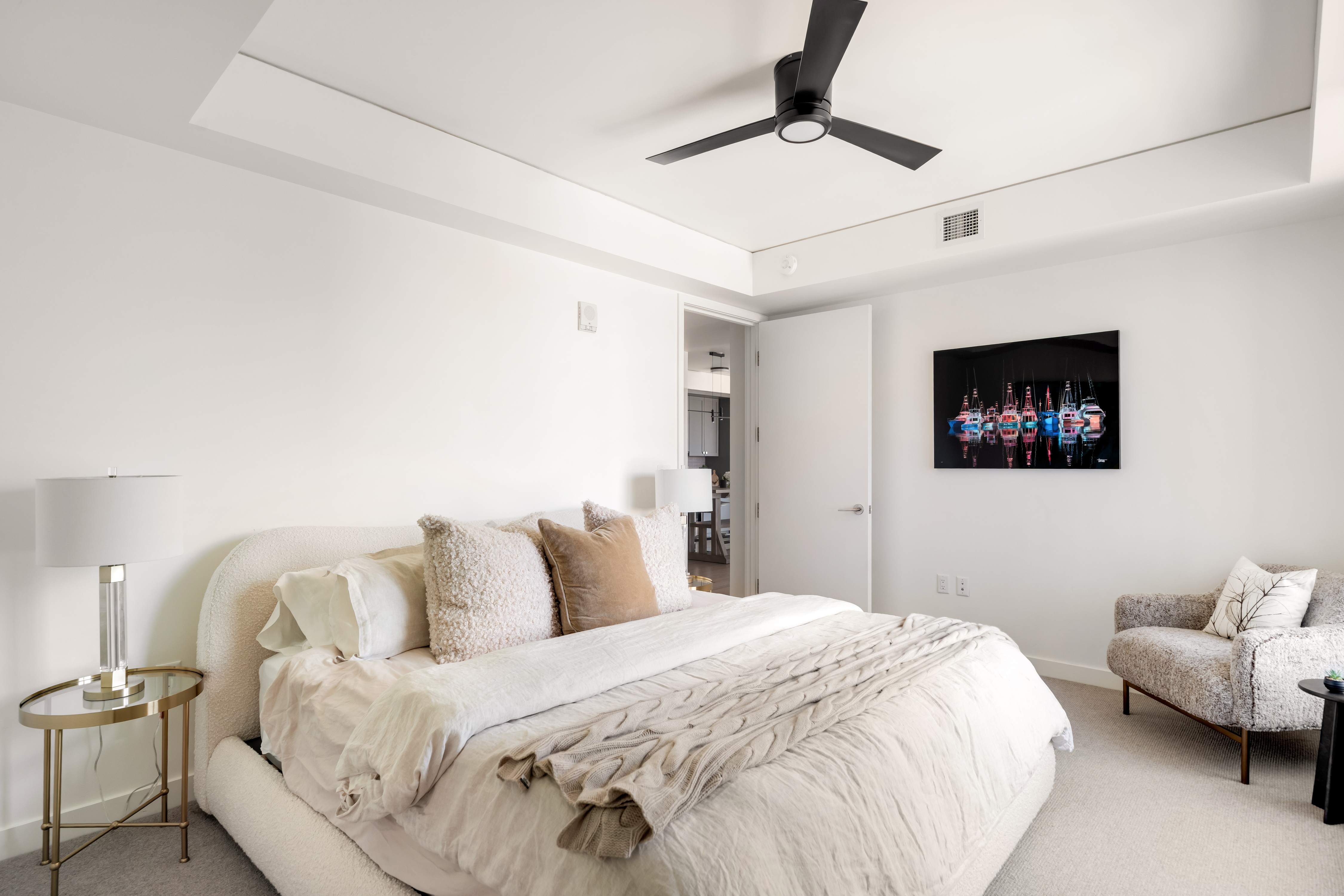  Rare three-bedroom corner residence sits on the quiet side of The Coloradan - 物件實景