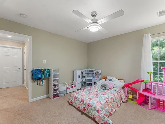 Manassas Park, Virginia, 20111, United States, 4 Bedrooms Bedrooms, ,4 BathroomsBathrooms,Residential,For Sale,1978924