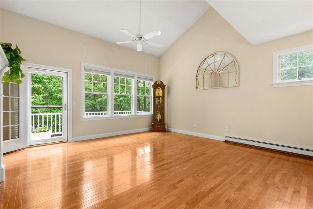 Hanover, Massachusetts, 02339, United States, 2 Bedrooms Bedrooms, ,3 BathroomsBathrooms,Residential,For Sale,1826600
