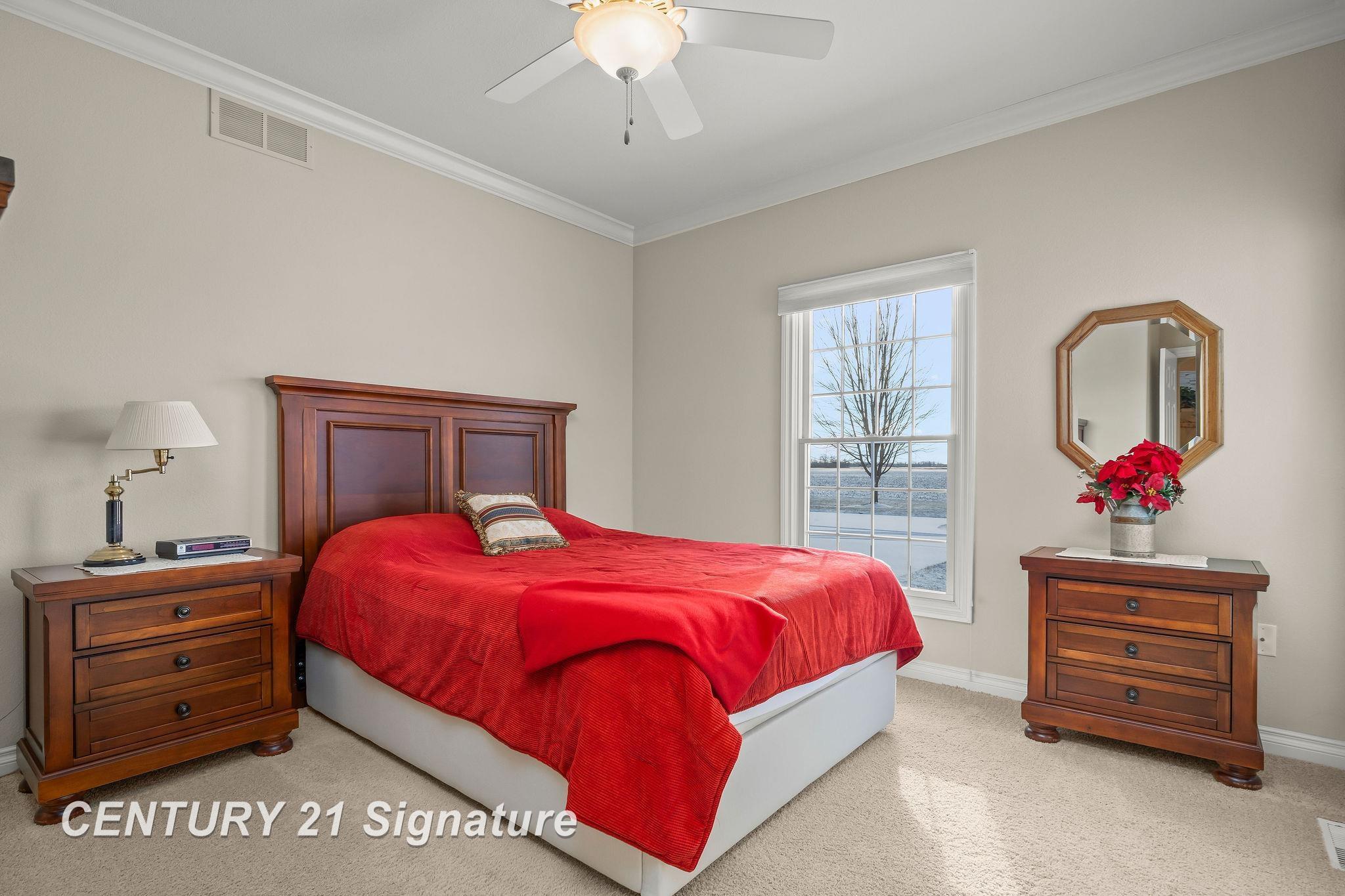 Freeland, Michigan, 48623, United States, 5 Bedrooms Bedrooms, ,4 BathroomsBathrooms,Residential,For Sale,1973671