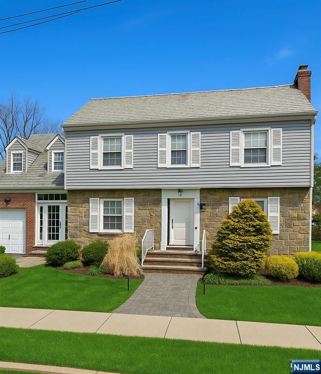 Ridgefield, New Jersey, 07657, United States, 4 Bedrooms Bedrooms, ,3 BathroomsBathrooms,Residential,For Sale,1991908