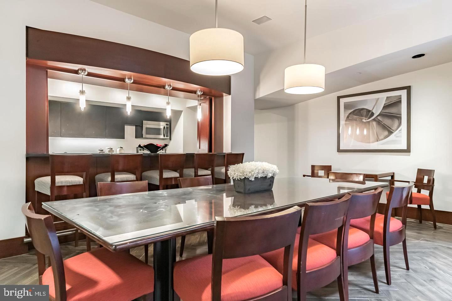 Philadelphia, Pennsylvania, 19103, United States, 2 Bedrooms Bedrooms, ,2 BathroomsBathrooms,Residential,For Sale,1901854