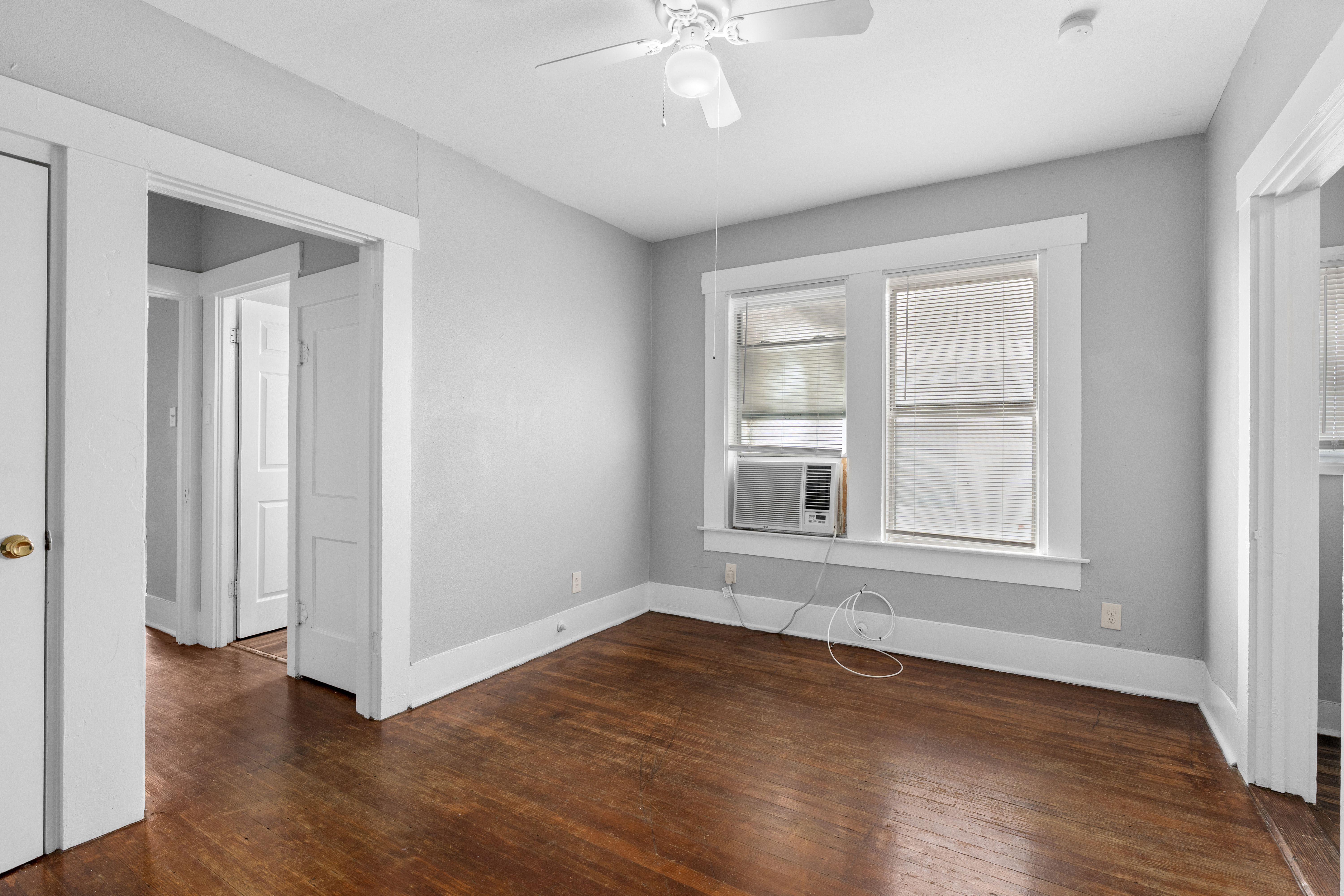  Exceptional 4-Plex Opportunity - 物件實景