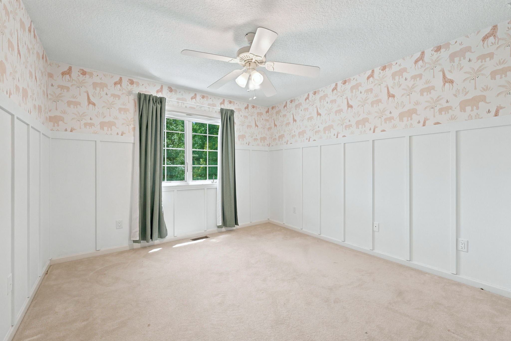  Excellent 3 Bedroom Home with Finished Basement in Fort Wayne - 物件實景