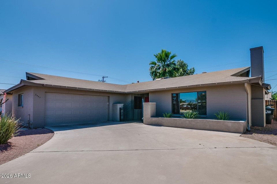 Scottsdale, Arizona, 85250, United States, 3 Bedrooms Bedrooms, ,Residential,For Sale,2009741