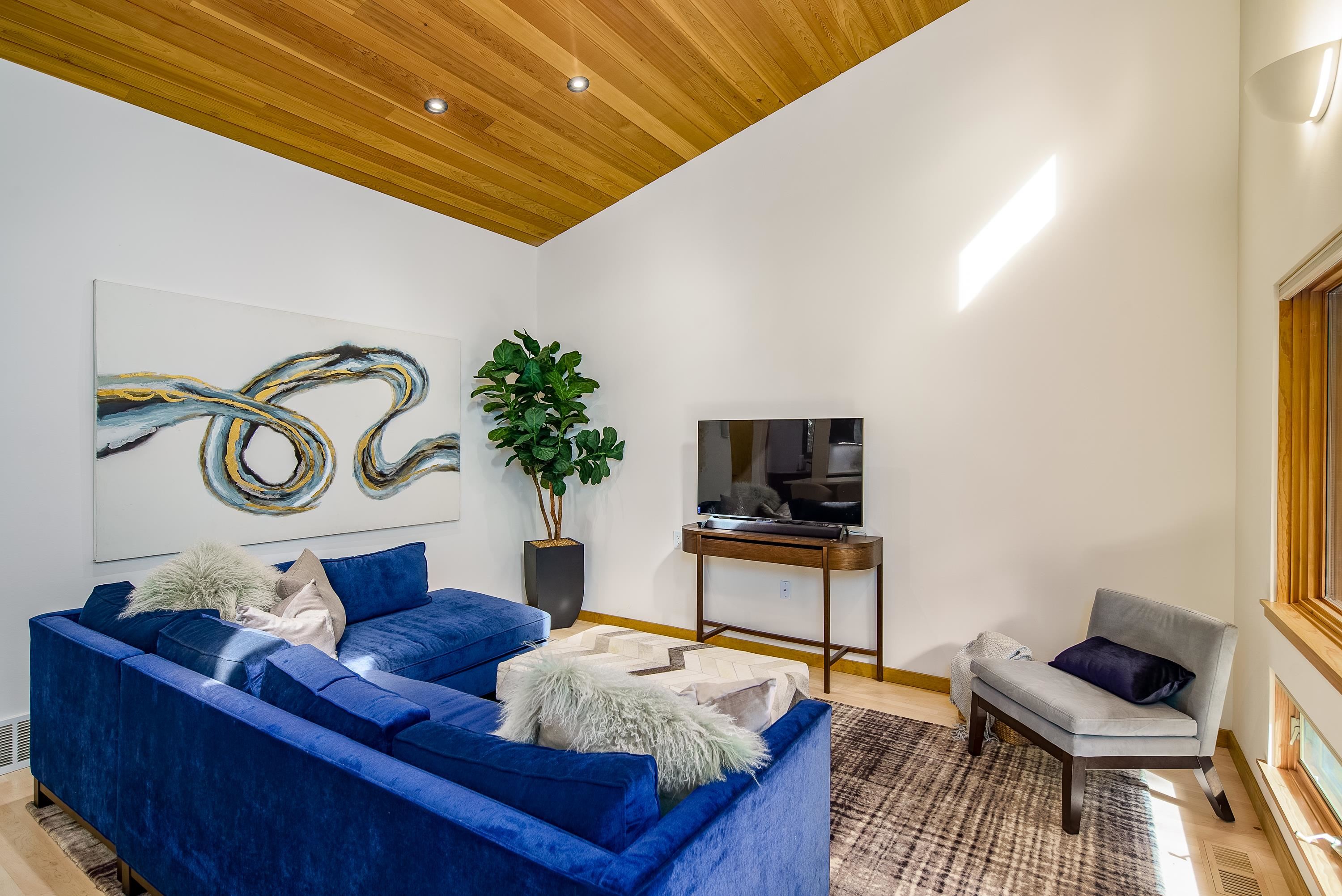 Spokane, Washington, 99223, United States, 4 Bedrooms Bedrooms, ,4 BathroomsBathrooms,Residential,For Sale,2002514