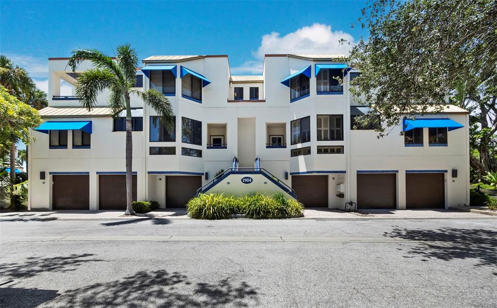 Longboat Key, Florida, 34228, United States, 2 Bedrooms Bedrooms, ,3 BathroomsBathrooms,Residential,For Sale,1942168