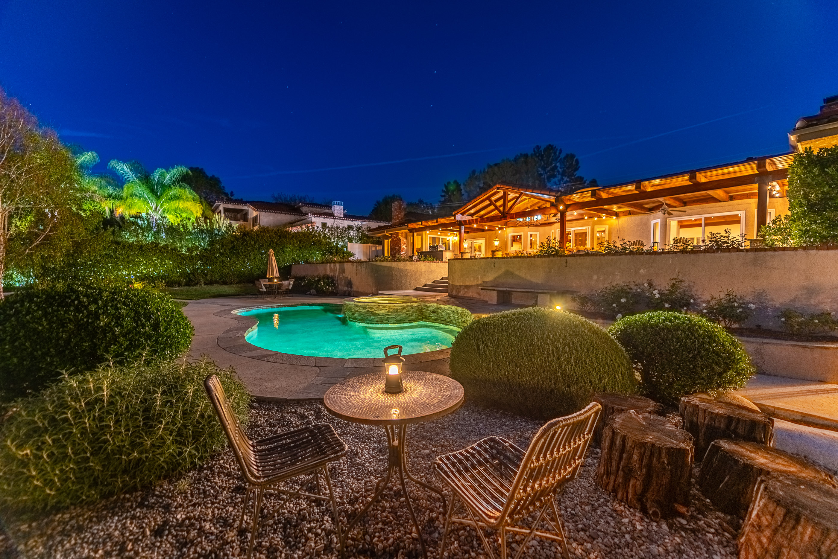  Sprawling Estate in Old Agoura - 物件實景